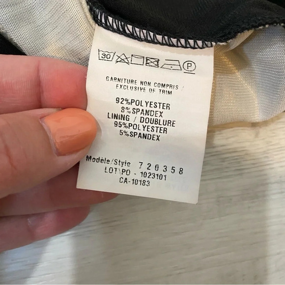 Cartise M Black High Neck Tank Top with Cut Out Design - Picture 15 of 16